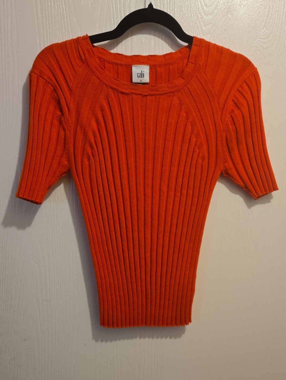 Cabi Orange Ribbed Short-Sleeve Sweater. L48